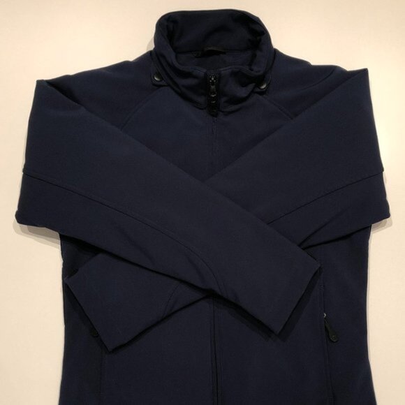 Stormtech Performance Casual Full Zip Jacket w ZipOut Quilted Lining Navy Sz S - Picture 16 of 16